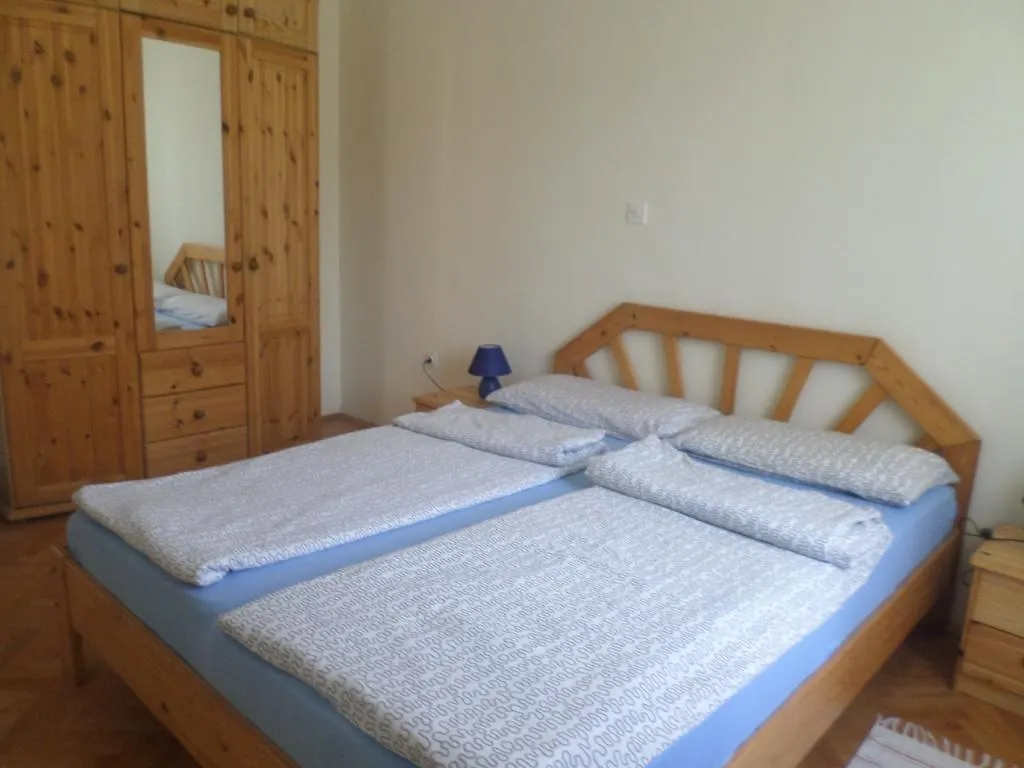 Apartment Jana Stinjan Croatia